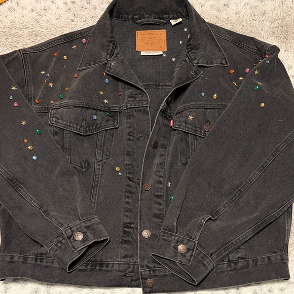 Levi’s Premium - 90’s Studded Trucker Jacket - Picture 2 of 4